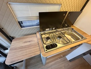 Peugeot Boxer L2H2 Etna 4 plazas 2025