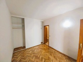Piso en alquiler en Castillejos en Madrid
