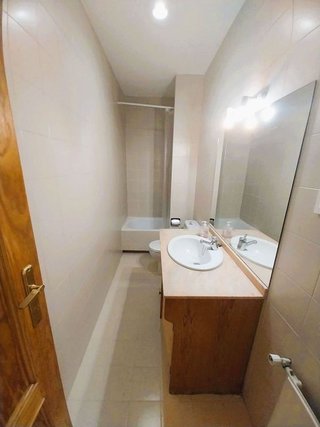 Piso en alquiler en Castillejos en Madrid