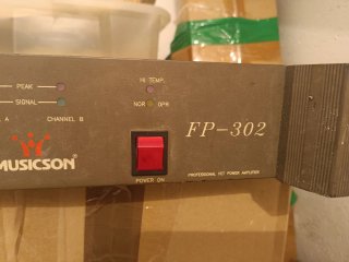 Amplificador Musicson FP-302 300W