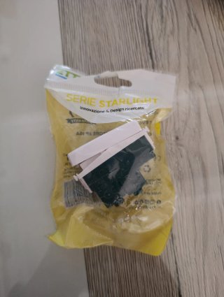 8 Interruptores ElektroNova 2P 16A Blanco