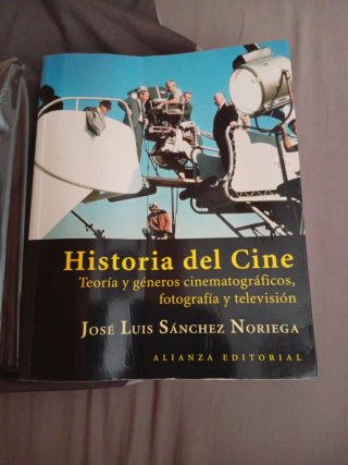 Historia del cine teoría y géneros cinematográf...