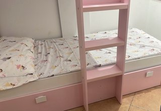 Habitación infantil litera y armario