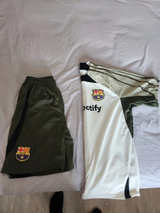 Conjunto Chandal FC Barcelona Nike Verde y Blanco