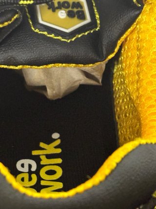 Zapatos de seguridad Bee work negros y amarillos