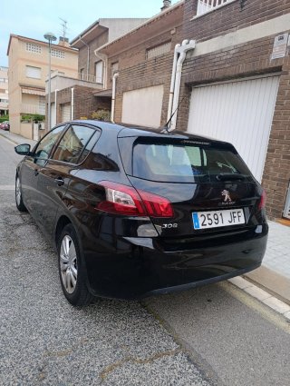 Peugeot 308 2016