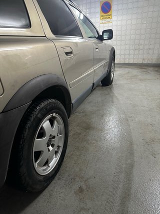 VOLVO XC70 4X4 EN BUEN ESTADO