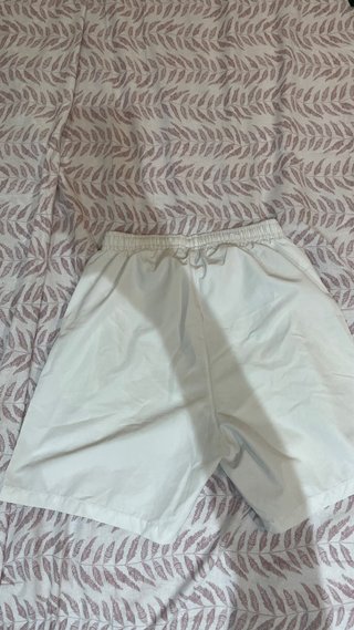 Pantalón corto blanco Lacoste