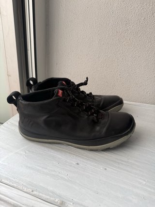 Botas Camper Peu Pista Negras