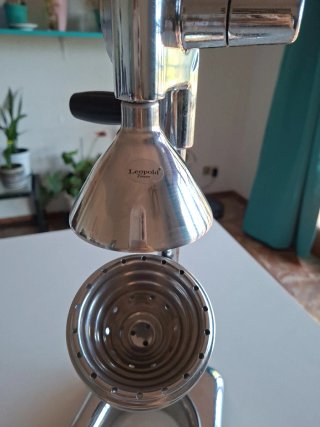 Exprimidor Manual Acero Inoxidable