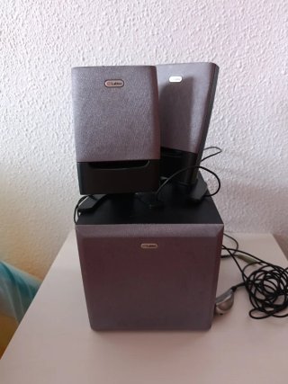 Altavoces Labtec 2.1 Negro/Gris