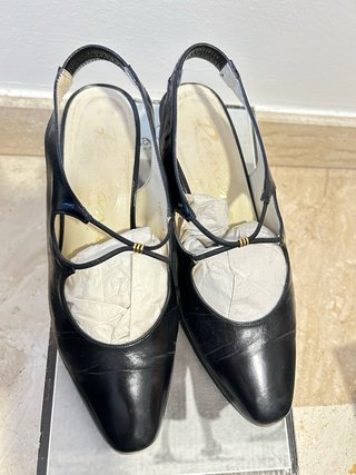 Zapatos negros de tacón