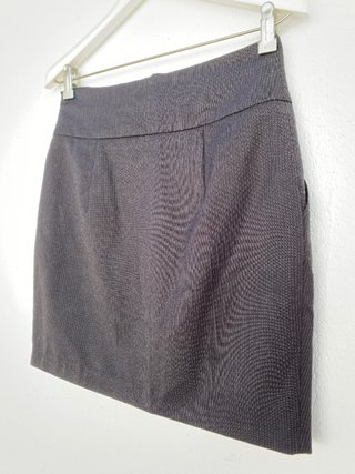 Falda Corta Negra Raya de Zara