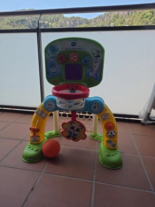 Canasta y portería VTech para bebés con musica