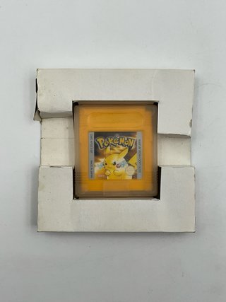 Pokémon amarillo Nintendo Game Boy