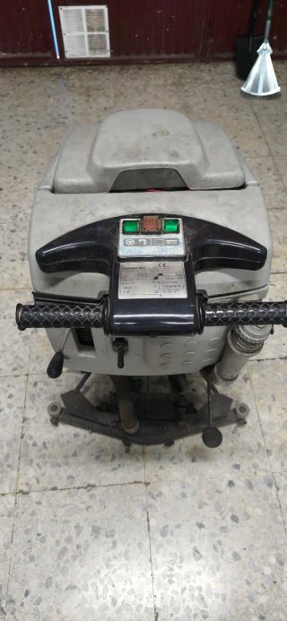 Fregadora Comac Abila 20B bateria