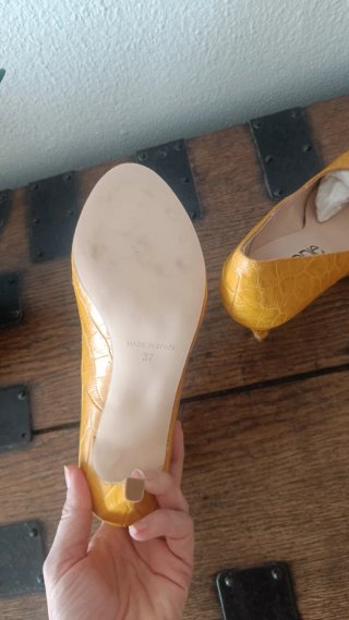 Tacones ELODIE amarillos sin estrenar