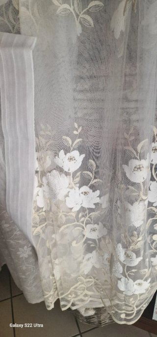 Tenda Shabby Chic Beige/Bianco Ricamata