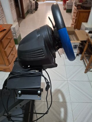 Volante Thrustmaster T150 Force Feedback + Pedales