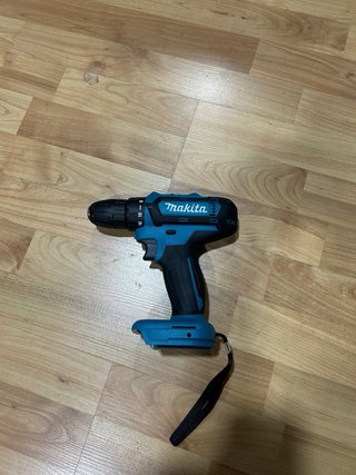 Maletín Makita con Herramientas bateria a estrenar