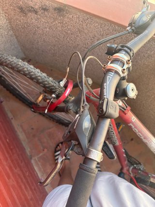 Bicicleta de Montaña Roja