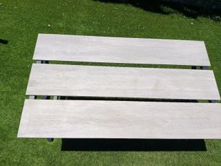 Mesa de jardín madera y metal