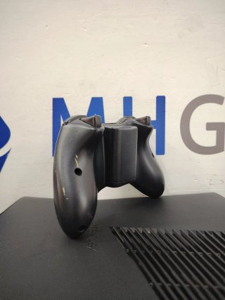 Xbox 360 4GB Negra  1 Año Garantía