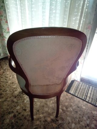 Dos sillas de dormitorio