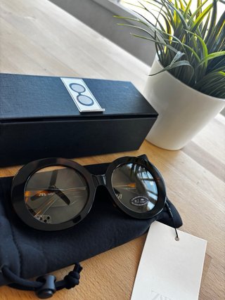 Gafas de sol Zara ovaladas. Nuevas con etiqueta