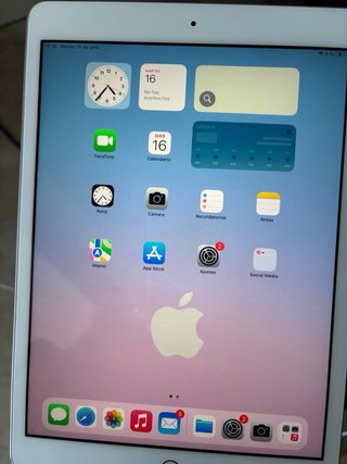Macbook Air M1 y iPad 7ª Gen