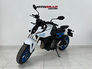 SUZUKI GSX-8S