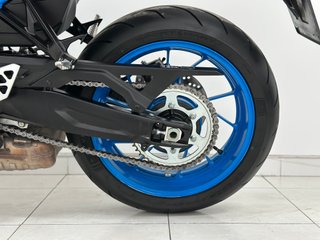 SUZUKI GSX-8S