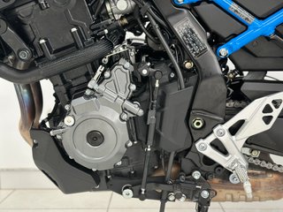 SUZUKI GSX-8S