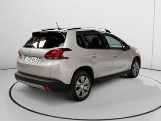 Peugeot 2008 PureTech 82 Style 60 kW (82 CV)