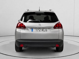 Peugeot 2008 PureTech 82 Style 60 kW (82 CV)