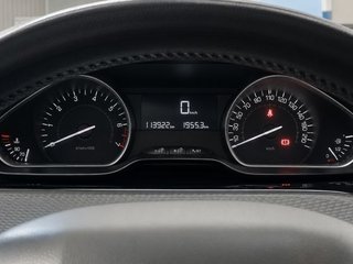 Peugeot 2008 PureTech 82 Style 60 kW (82 CV)