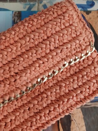 Bolso Clutch Rafia