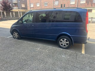 Mercedes-Benz Viano fun larga con toldo y calefacc