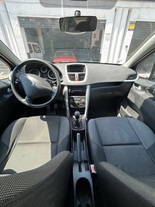 Peugeot 207+ 2013
