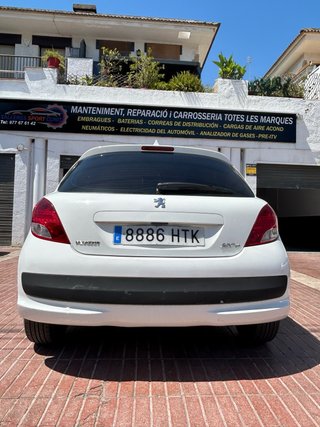 Peugeot 207+ 2013