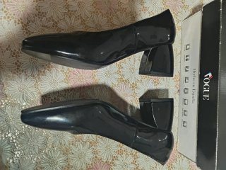 Zapatos de salón Vogue negros sin usar