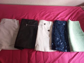 Falda Zara se vende las 5 faldas por 15 euros