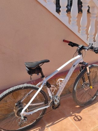 Bicicleta Orbea Blanca
