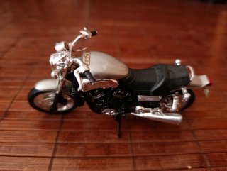 3 Miniaturas de Motos