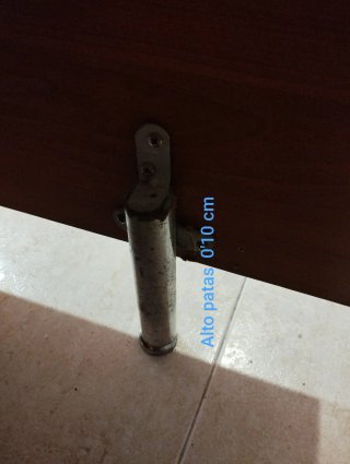 Mostrador recepción, color sapeli