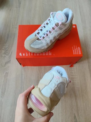 Nike Air Max 95 Beige y Rosa