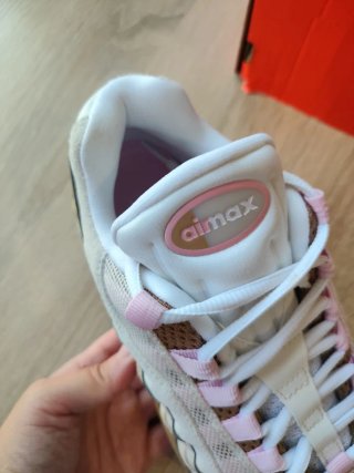 Nike Air Max 95 Beige y Rosa