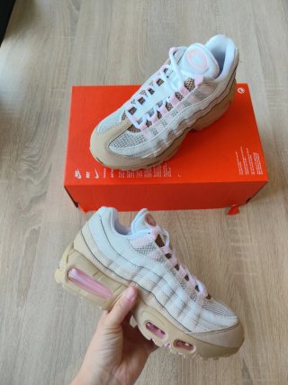 Nike Air Max 95 Beige y Rosa