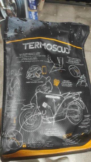 Peugeot Dyango 125cc vintage 8300 kms Azul Francia