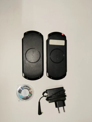 2 PSP STREET E1004 Negra